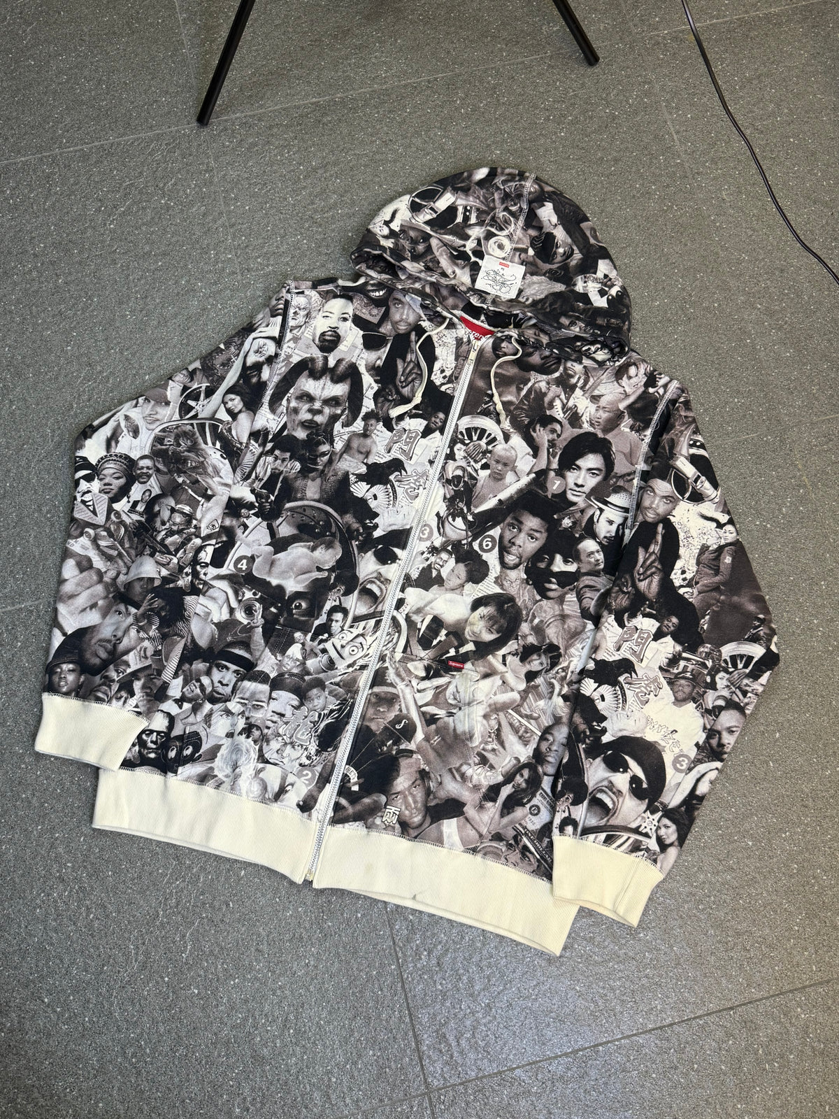 '06 Supreme Phase II Zip Up Hoodie