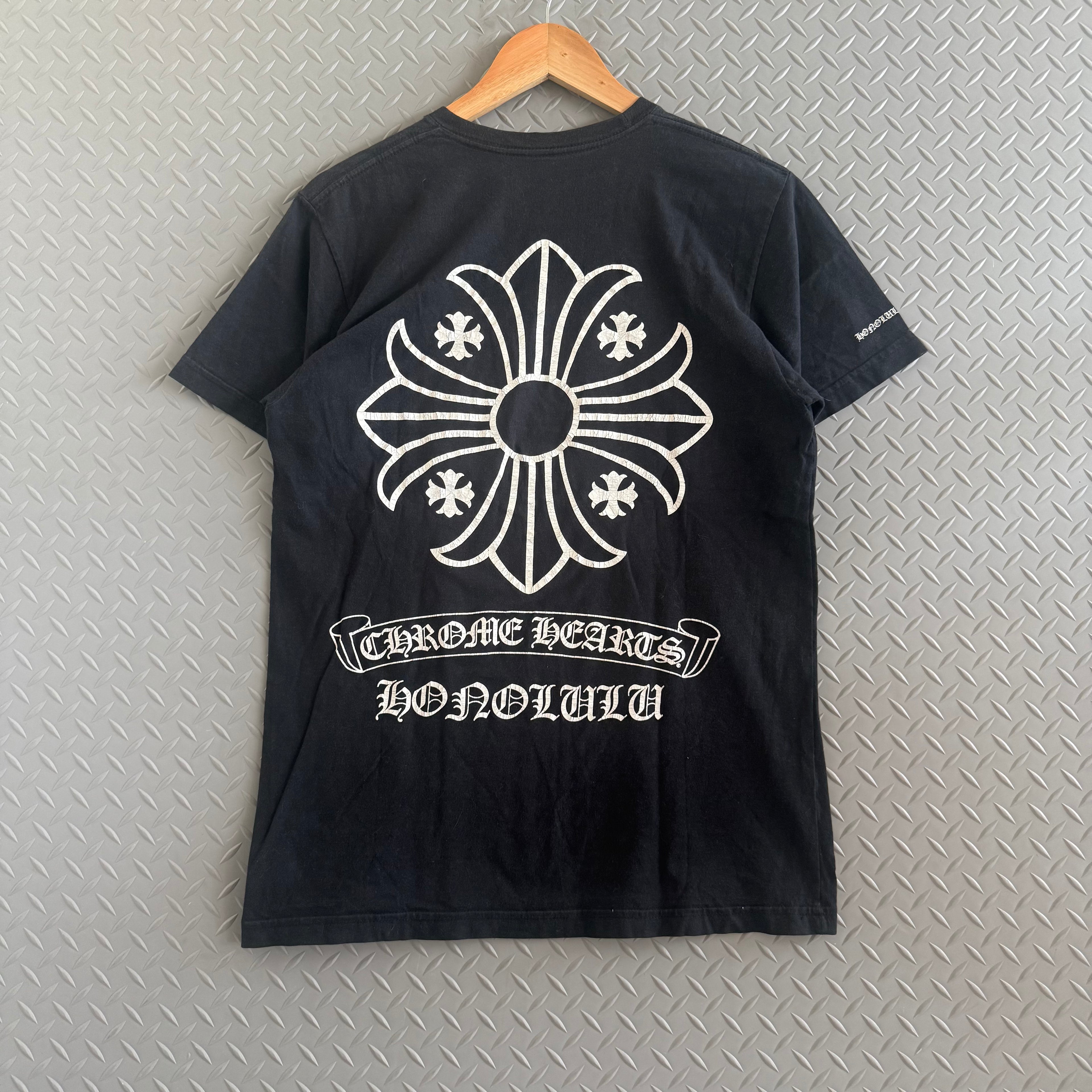 Chrome Hearts Honolulu Exclusive Pocket Tee - Size M
