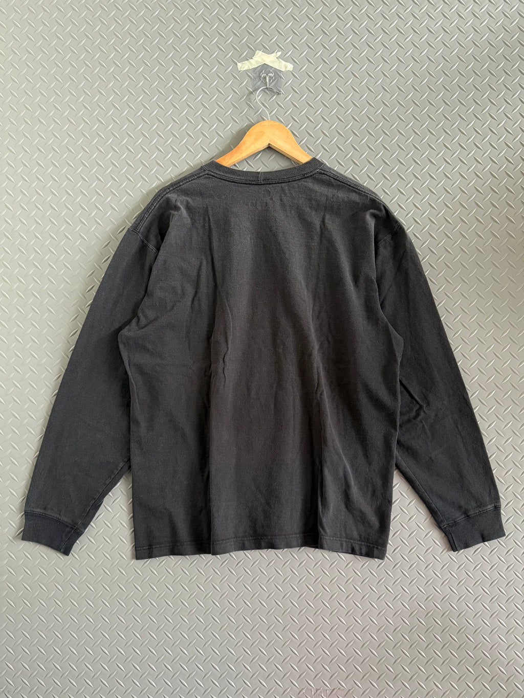 Carhartt Patch Longsleeve - Size M