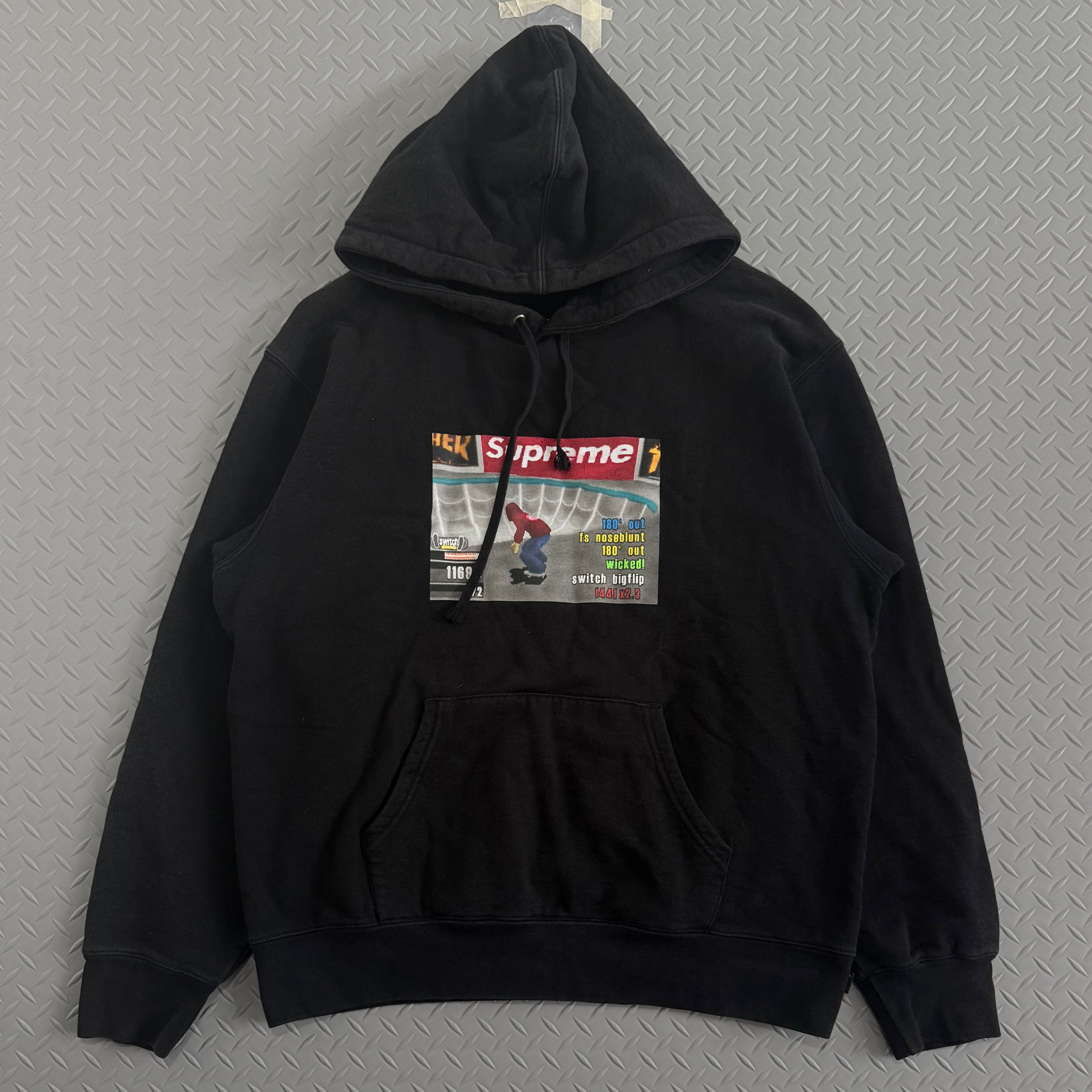 Supreme X Thrasher Skateboard Hoodie FW21 - Size M