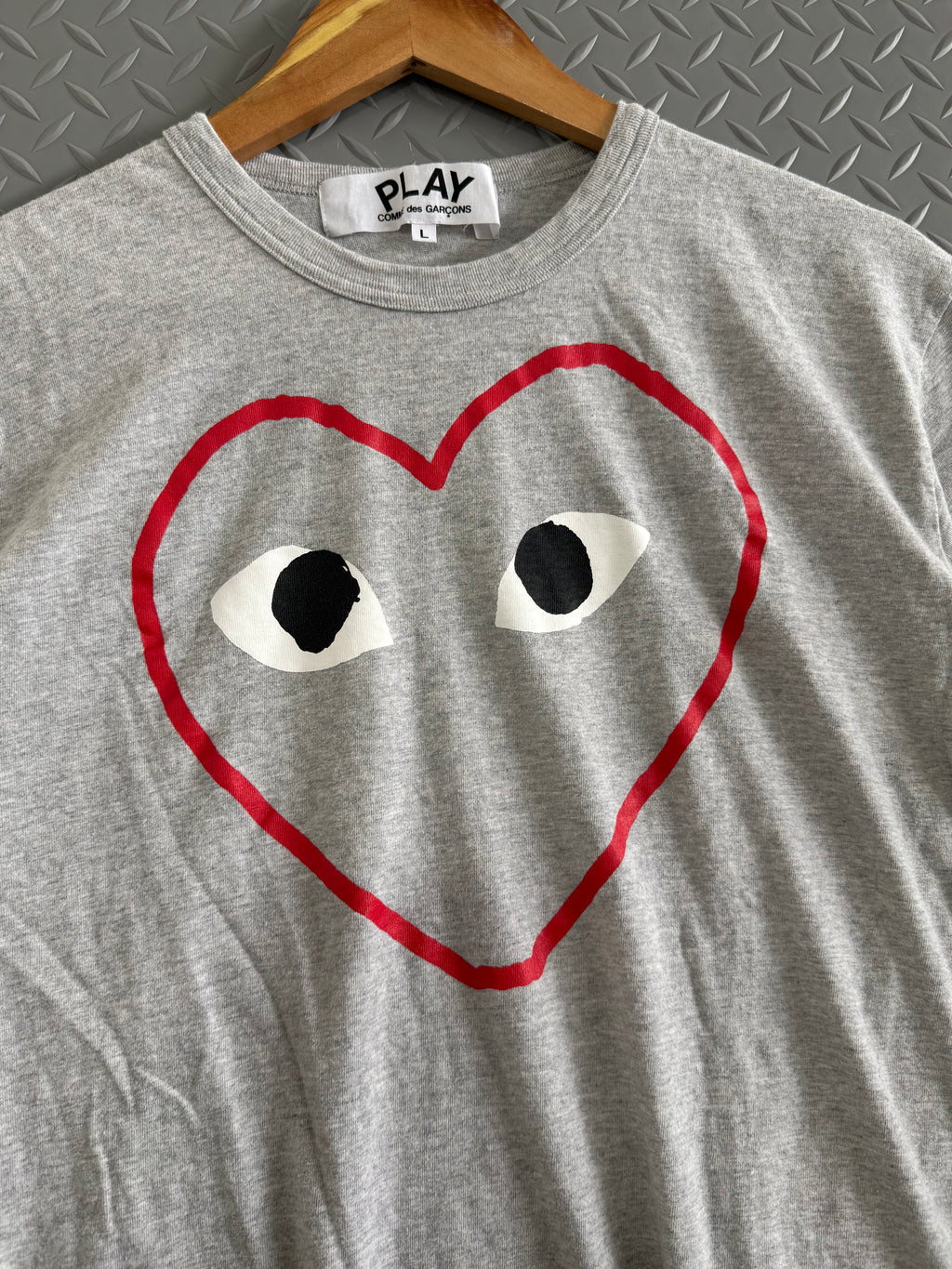 Play CDG Outline Heart Tee AZ-T266 - Size L