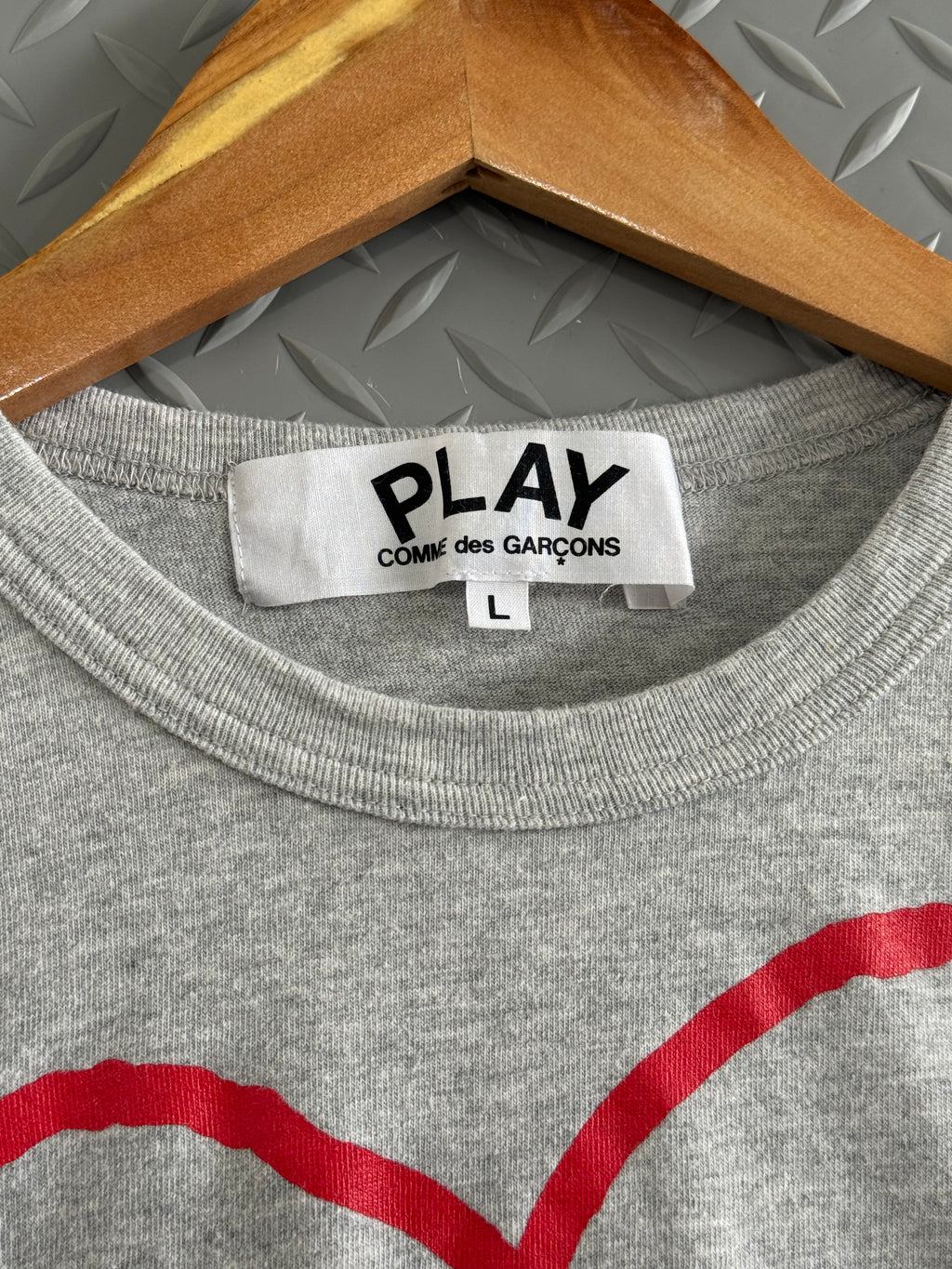 Play CDG Outline Heart Tee AZ-T266 - Size L