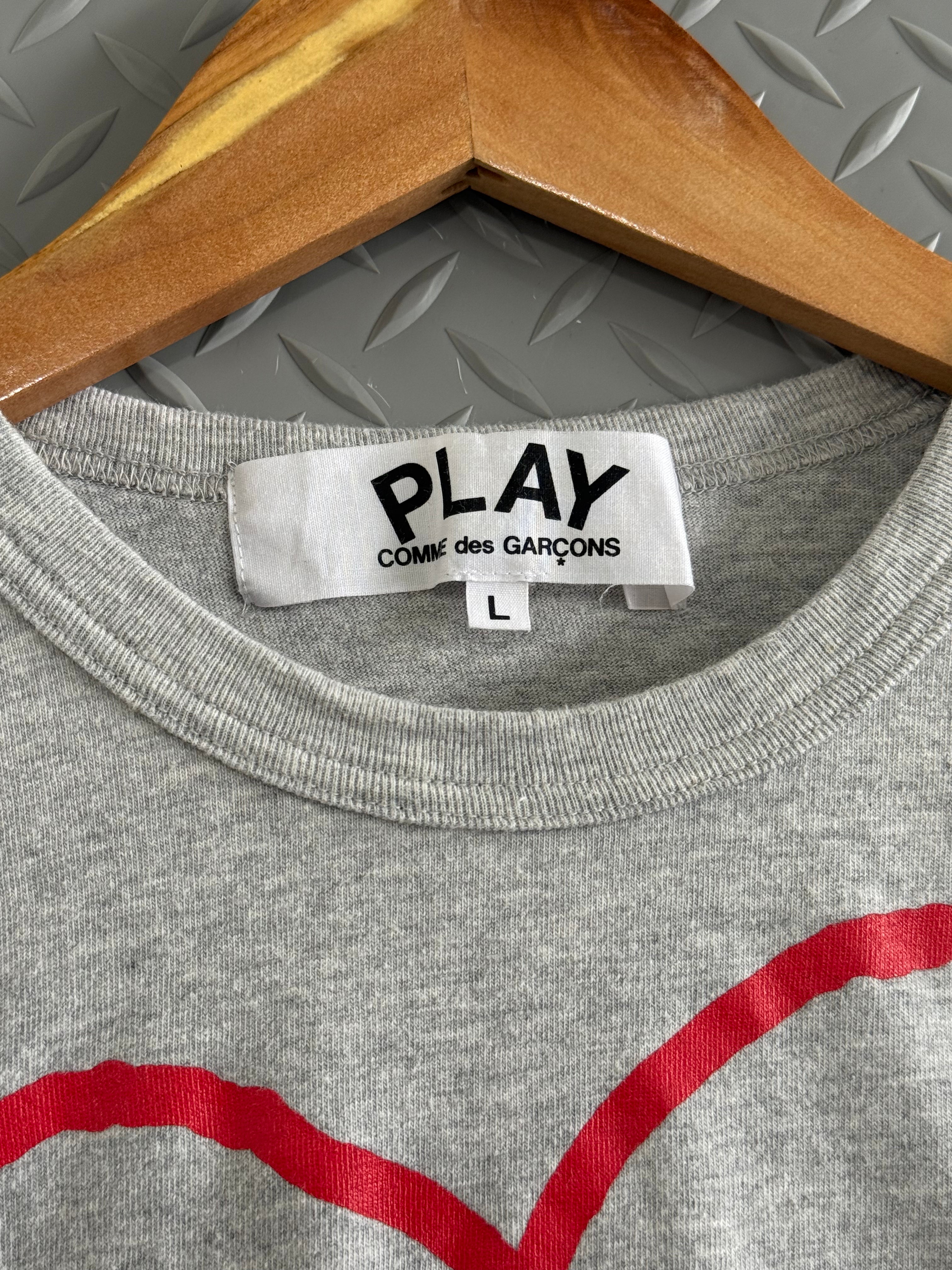 Play CDG Outline Heart Tee AZ-T266 - Size L