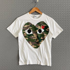 Play CDG Camo Heart Tee AZ-T242 - Size S